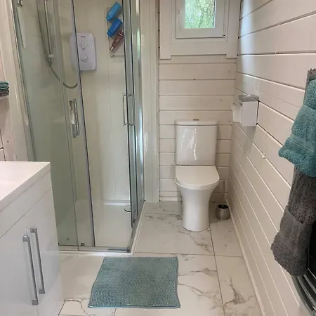 Cosy Hideaway 3km From Town